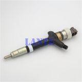 Common Rail Injector 23670-39015 095000-0750 23670-30020 Diesel Injector thumbnail-1
