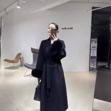 Hepburn Style Woolen Coat With a High-end Feel, French Fox Fur Cuffs, Fur, Wool, Double-sided Woolen Coat, Medium Length thumbnail-2