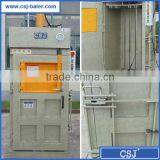 Vertical Hydraulic Waste Recycling Machine Mini Square Baler for Sale thumbnail-3