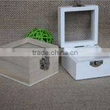 Small Handmade Wooden Keepsake Box With Clear Lid thumbnail-4