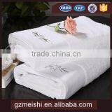 High Quality Cotton White Bath Towel for Hotel Use thumbnail-1