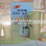 Plastic Pitcher Cup+tray thumbnail-1