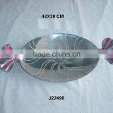 Candy Shaped Cast Aluminium Bowl With Enamel in Oval Shape
