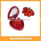 Plastic Strawberry Slicer thumbnail-1