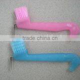Horse Hoof Pick With Brush thumbnail-1