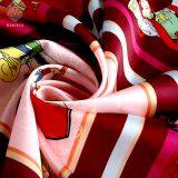 Завод по производству по технологии OEM/ODM. Модный и элегантный платок из атласной ткани с цветочным принтом thumbnail-3