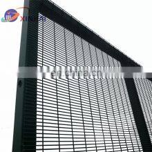 358 Fence thumbnail-3