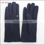 Ladies Affordable Woolen Gloves With Fake Pearl Ring thumbnail-5
