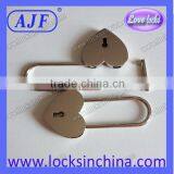 AJF Long Shackle Lover Heart Shape Lock thumbnail-5