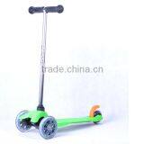 3+ Years Old Kids Toy PVC Flahsing Three Wheel Child Kick Trike Scooter thumbnail-4