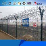 White Plastic Wire Mesh Airport Fence