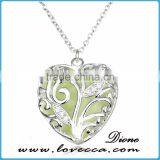 Silver Glowing Necklace Hollow Glow in the Dark Heart Pendant Luminous Necklace thumbnail-4
