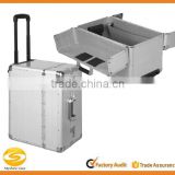 Premium Silver Aluminum Jewelry Storage trolley Caserolling hair beauty makeup carrying cases                        
                                                Quality Choice