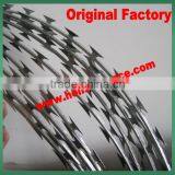 2015 Best Selling !Hot-dipped Galvanized BT0-12 Razor Barbed Wire thumbnail-4