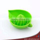 Fashion Eco- Friendly Lemon Fruit Hand Squeezer Juicer thumbnail-1