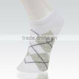 High Sweat Absorbent Men Fuzzy Socks thumbnail-1