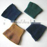 Trumpet-shaped Knitting Cuff thumbnail-1
