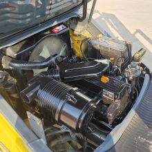 Sold Second-hand 3-ton Komatsu Imported Nissan Engine Cheap Original Forklift thumbnail-5