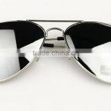 Italy Designer Brand Yiwu Wholesale Metal Sunglasses thumbnail-4