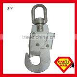 A304KTL-3 Aluminum Swivel Load Snap Triple Lock Hook thumbnail-3