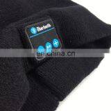 Custom Logo Blue-tooth Wool Knitted Beanie Hat for Men thumbnail-3