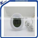 Round Shape Outdoor Thermometer thumbnail-1