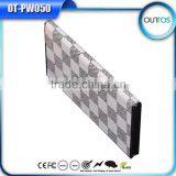 2015 Factory Wholesale Leather Cover Universal 8000mah Rohs Power Bank