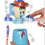 Love Warriors Wash Set Automatic Toothpaste + Dust Tumbler + Couple Toothbrush Holder thumbnail-1