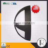 IP54 LED Round Bulkhead Lamp thumbnail-3