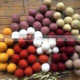 Best Selling 100 % Wool Handmade Felt Ball Christmas Nursery Felted Garland Nepal thumbnail-1