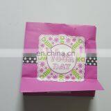 Lighting Up Gift Bag in a Special Time With Your Cheap and Easy Way thumbnail-3