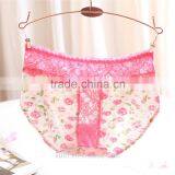 Ladies Mid Waist Underwear Sexy Lace Printing Briefs Pants Hollow Women Underwear thumbnail-4