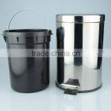 Stainless Steel Foot Pedal Waste Bin/ Dustbins thumbnail-4