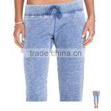 OEM/ODM Service Women Cropped Trousers Custom Sport Pants Snow Wash Pants in Guangzhou thumbnail-3