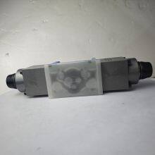 KDG4V VICKERS Proportional Directional Valve KDG4V-3-33C30X-VM-U-H760 thumbnail-2