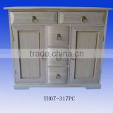 wooden chest/wooden cupboard