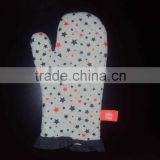 Star Printed Hand Glove