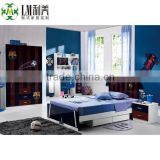 High gloss kids bedroom with football 306350-1