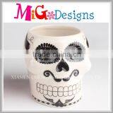 White Ceramic Skull Pot Without Lid Cute Paint OEM