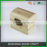 6 Bottle Cedar Wood Wine Box thumbnail-4