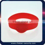 Best Selling 13.56MHz HF RFID MF IC Waterproof Wristband thumbnail-3