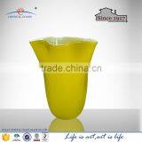 China Different Flower Shaped Glass Flower Vase for Home Decoration thumbnail-1
