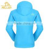 OEM Hot Sale Softshell Jacket Men Outdoor Waterproof Jackets thumbnail-2