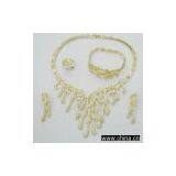 Sell Necklace thumbnail-1