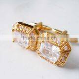 The Banquet Delicate Stereoscopic Square Cufflinks