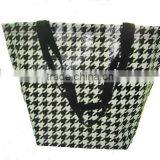 shopping bags, white and black shopping bag