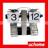 UCHOME Robot Shaped Metal Digital Auto Flip Page Clock Desktop Decorative Clock thumbnail-3