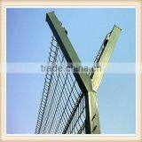Qiangyu Hot Sale Galvanized Wire Mesh Fence / Panle Fence for Sale thumbnail-4