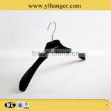Flocked Velvet Plastic Hanger for Clothes Supplier's Choice thumbnail-2
