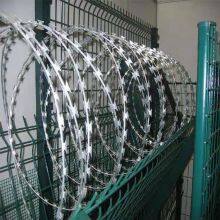 Wholesale Hot Dip Galvanized Razor Barbed Wire Coils for Farm and Border Fence thumbnail-3